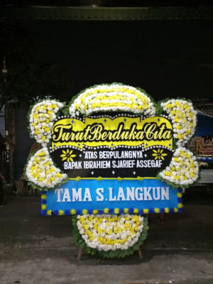 Papan Bunga Duka di Cibuluh